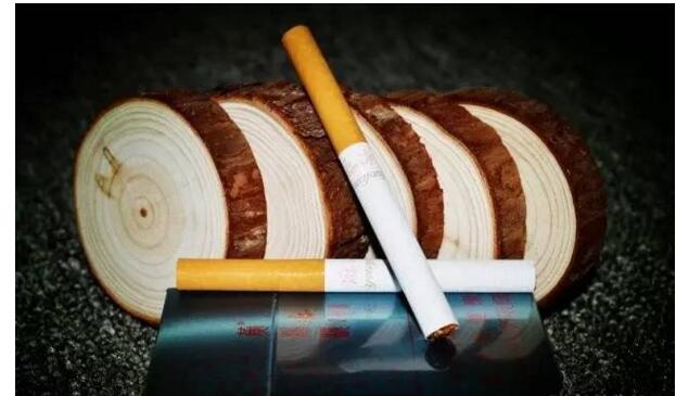 黃鶴樓游泳回歸，爺爺輩最喜愛(ài)的香煙品牌