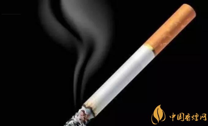 一天抽幾根煙合適，一天一包煙患癌幾率大